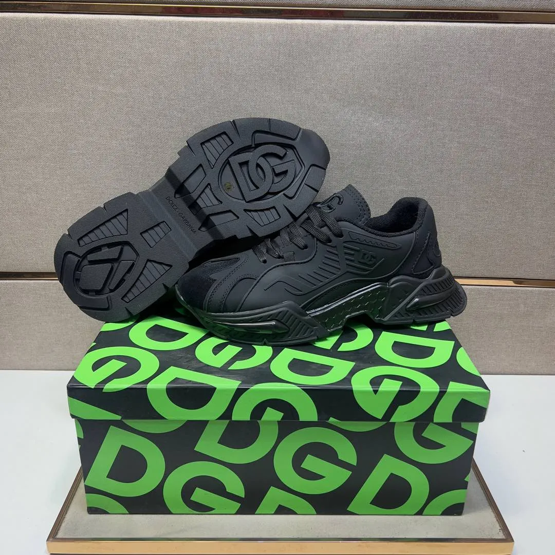 ⬛️Men's shoes 💰p560 [DG～] Couple casual shoes 2024z cabinet sales simultaneously 🔶Size: 35-44#️⃣ 🔷5 colors🔜The upper is made of multi-material splicing ➕Towel lining, comfortable and breathable, sole: original comfortable and wear-resistant outsole, ⚠️real thing📱photographed🎬real thing is better📢📢📢